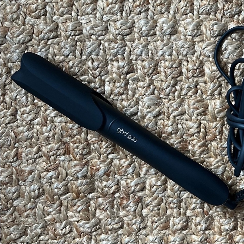 GHD GOLD STYLER 1” FLAT IRON